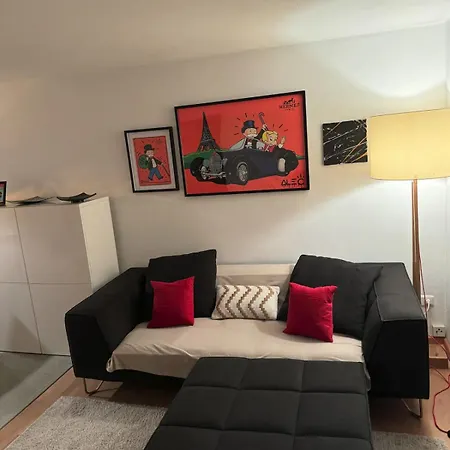 Apartment 2-zimmer-wohnung Im Herzen Von *